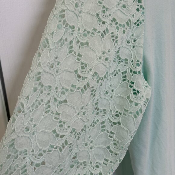 🧣Denim & Co. Mint Green Top w/ Lace 3/4 Length Sleeves Large Casual GUC - Picture 4 of 9